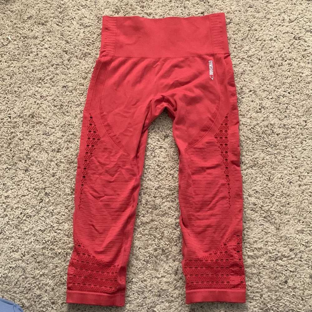 Gymshark Energy Seamless Crop Leggings, size small!